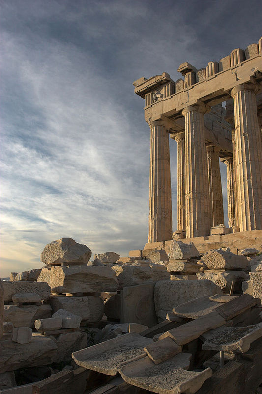 682px-Parthenon_from_south.jpg