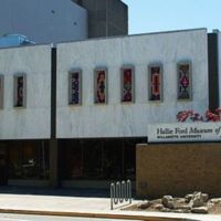 Hallie_Ford_Museum_of_Art_front.JPG