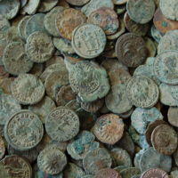 Frome_Hoard_pile_of_coins.jpg